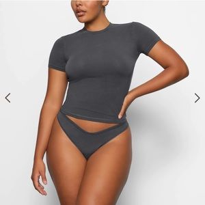 SKIMS Ash Outdoor Cotton Tee